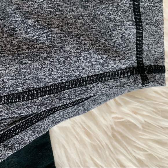 GIRL 2 PIECE OF BOTTOMS SIZE 6-6X - Picture 3 of 8